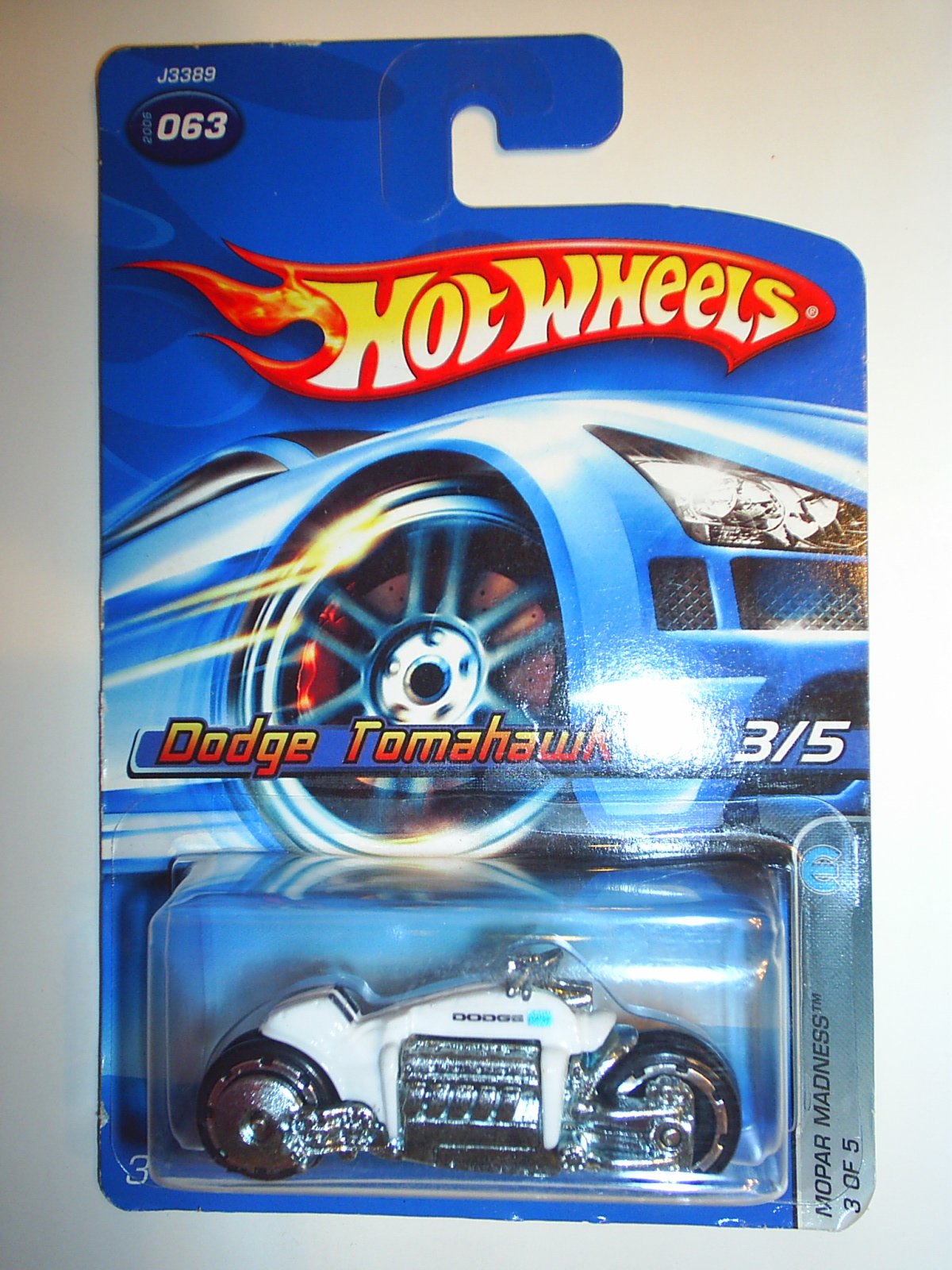 Amazon.com: Hot Wheels Mopar Madness #3 Dodge Tomahawk White #2007
